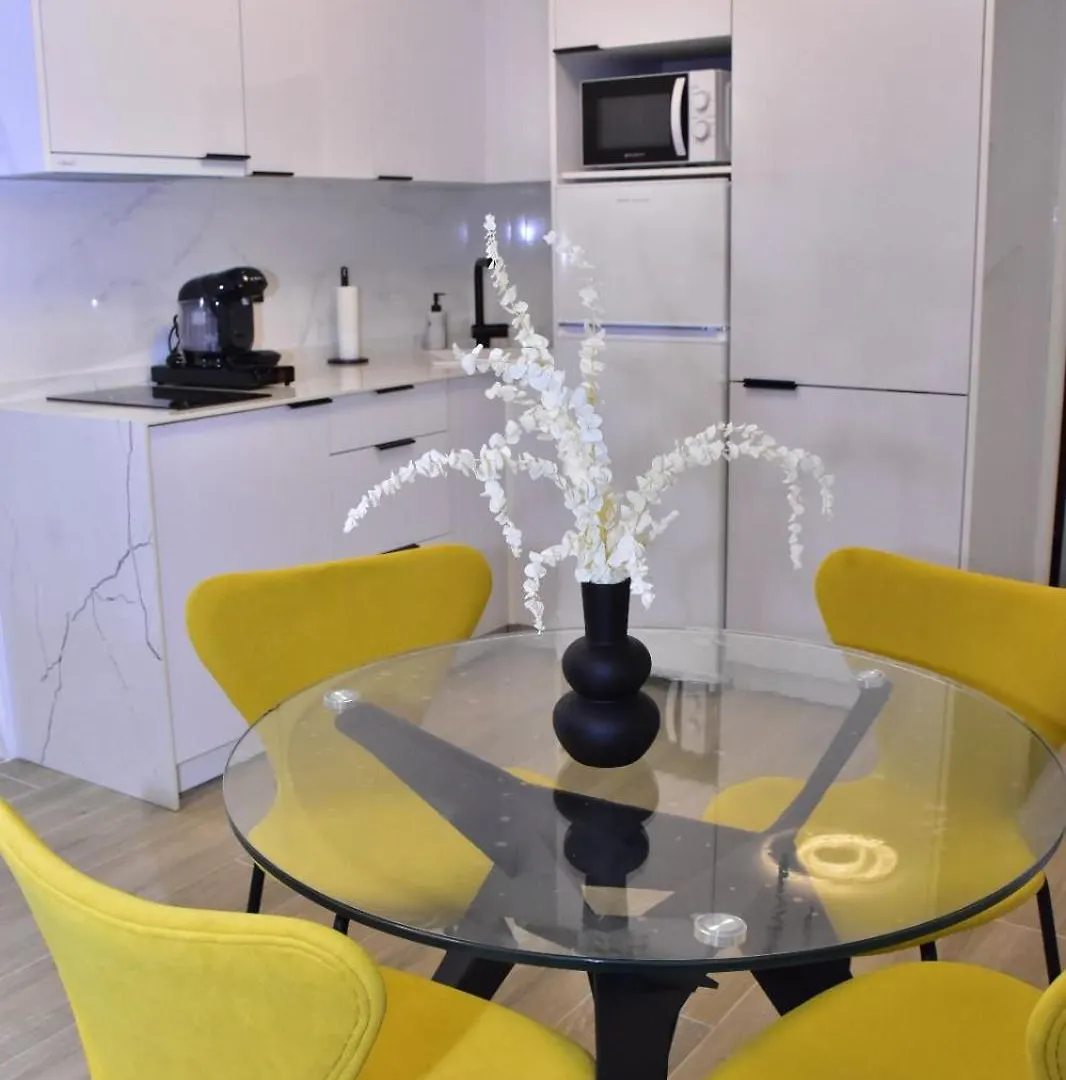 Апартаменты Apartamento Calma Las Conchas Торремолинос Испания